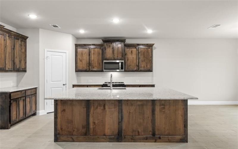 210 Read Ranch Road, Paradise, TX 76073, 4 Habitaciones Habitaciones , ,2 BañosBaños,Residential,En Venta,210 Read Ranch Road,20752516