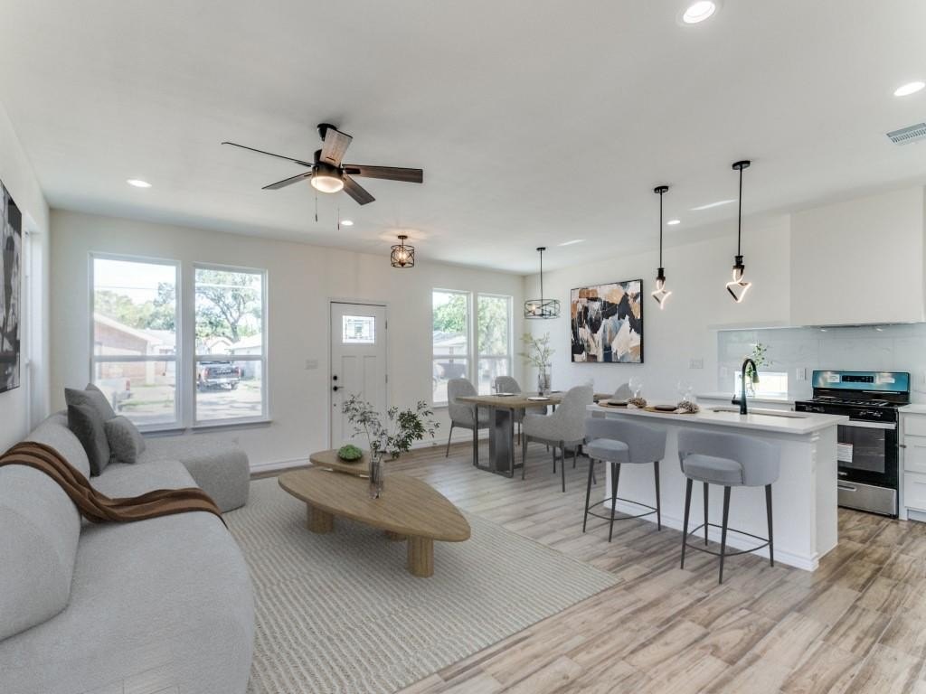 1610 Life Avenue, Dallas, TX 75212, 3 Bedrooms Bedrooms, ,2 BathroomsBathrooms,Residential,For Sale,1610 Life Avenue,20762885