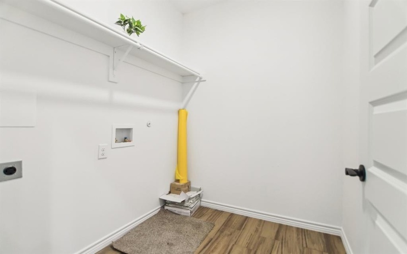 1610 Life Avenue, Dallas, TX 75212, 3 Bedrooms Bedrooms, ,2 BathroomsBathrooms,Residential,For Sale,1610 Life Avenue,20762885