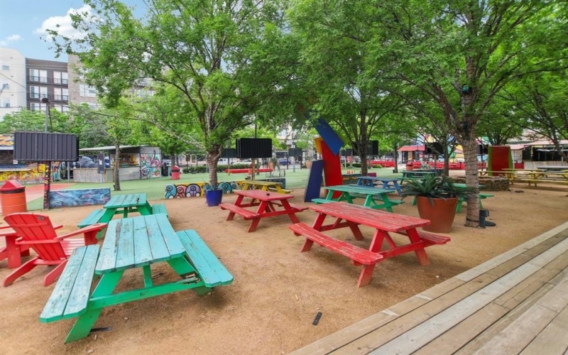 1610 Life Avenue, Dallas, TX 75212, 3 Bedrooms Bedrooms, ,2 BathroomsBathrooms,Residential,For Sale,1610 Life Avenue,20762885
