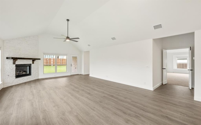 1201 Joseph Earl Drive, DeSoto, TX 75115, 4 Bedrooms Bedrooms, ,3 BathroomsBathrooms,Residential,For Sale,1201 Joseph Earl Drive,0,20771470