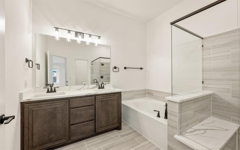 1201 Joseph Earl Drive, DeSoto, TX 75115, 4 Bedrooms Bedrooms, ,3 BathroomsBathrooms,Residential,For Sale,1201 Joseph Earl Drive,0,20771470