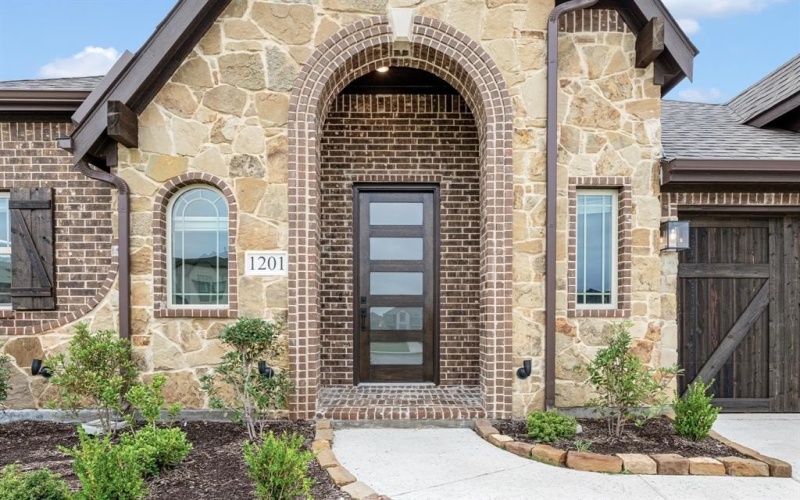 1201 Joseph Earl Drive, DeSoto, TX 75115, 4 Bedrooms Bedrooms, ,3 BathroomsBathrooms,Residential,For Sale,1201 Joseph Earl Drive,0,20771470