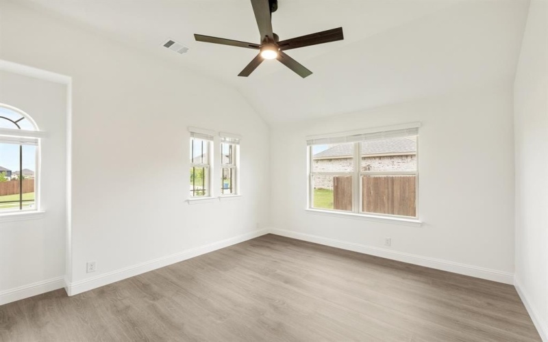 1201 Joseph Earl Drive, DeSoto, TX 75115, 4 Bedrooms Bedrooms, ,3 BathroomsBathrooms,Residential,For Sale,1201 Joseph Earl Drive,0,20771470