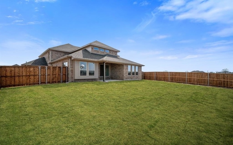 127 HERITAGE HILL Drive, Forney, TX 75126, 4 Habitaciones Habitaciones , ,3 BañosBaños,Residential,En Venta,127 HERITAGE HILL Drive,20754093