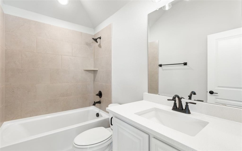 117 Red Cedar Court, Balch Springs, TX 75181, 4 Habitaciones Habitaciones , ,3 BañosBaños,Residential,En Venta,117 Red Cedar Court,20754230