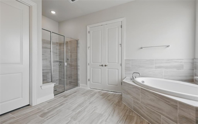 2225 Garnet Drive, Waxahachie, TX 75167, 4 Bedrooms Bedrooms, ,3 BathroomsBathrooms,Residential,For Sale,2225 Garnet Drive,20754800