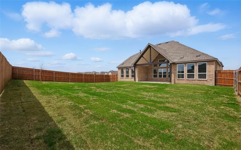2225 Garnet Drive, Waxahachie, TX 75167, 4 Bedrooms Bedrooms, ,3 BathroomsBathrooms,Residential,For Sale,2225 Garnet Drive,20754800