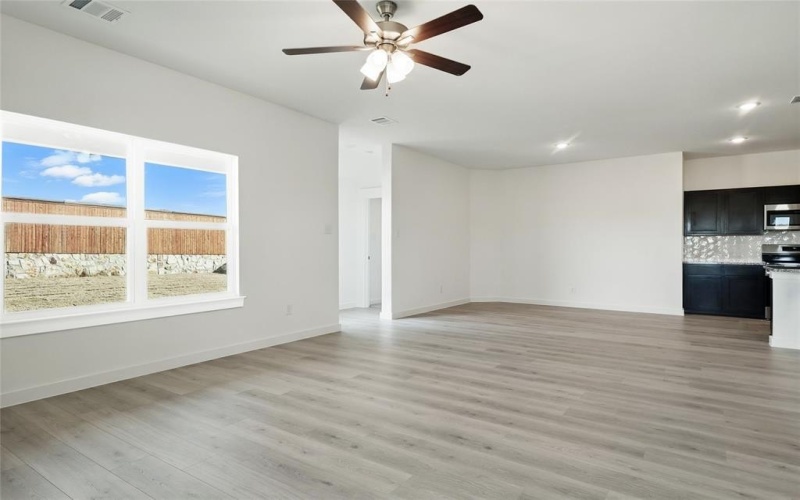224 Comfort Drive, Godley, TX 76044, 3 Habitaciones Habitaciones , ,2 BañosBaños,Residential,En Venta,224 Comfort Drive,20754852