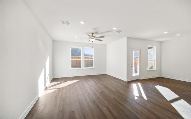 1328 Elijah Drive, Anna, TX 75409, 5 Bedrooms Bedrooms, ,5 BathroomsBathrooms,Residential,For Sale,1328 Elijah Drive,20755831