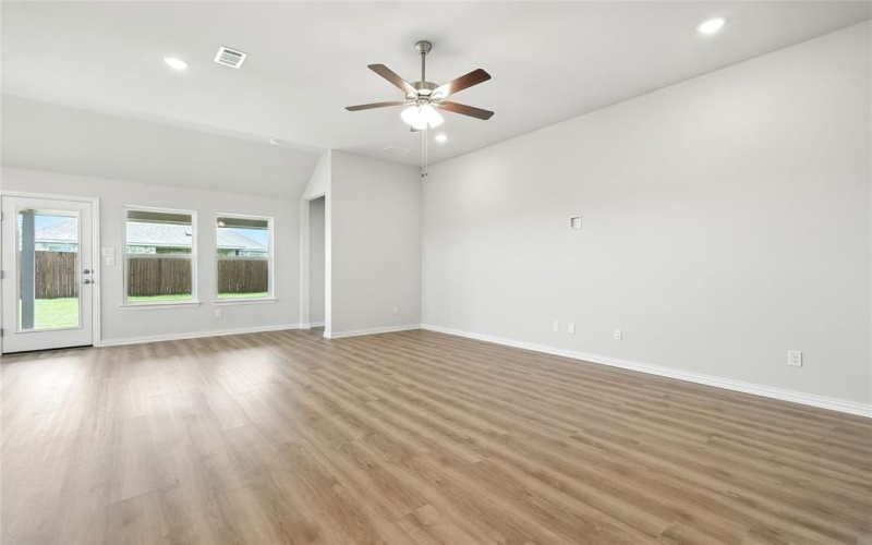4933 Hitching Post Drive, Fort Worth, TX 76036, 4 Bedrooms Bedrooms, ,2 BathroomsBathrooms,Residential,For Sale,4933 Hitching Post Drive,20765016