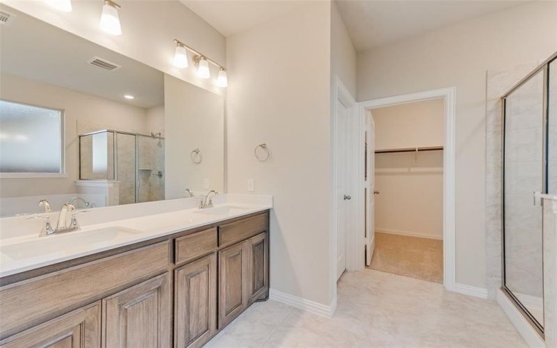 1245 Comal Lane, Springtown, TX 76082, 4 Bedrooms Bedrooms, ,2 BathroomsBathrooms,Residential,For Sale,1245 Comal Lane,20756289
