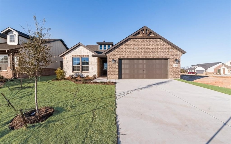 1245 Comal Lane, Springtown, TX 76082, 4 Bedrooms Bedrooms, ,2 BathroomsBathrooms,Residential,For Sale,1245 Comal Lane,20756289