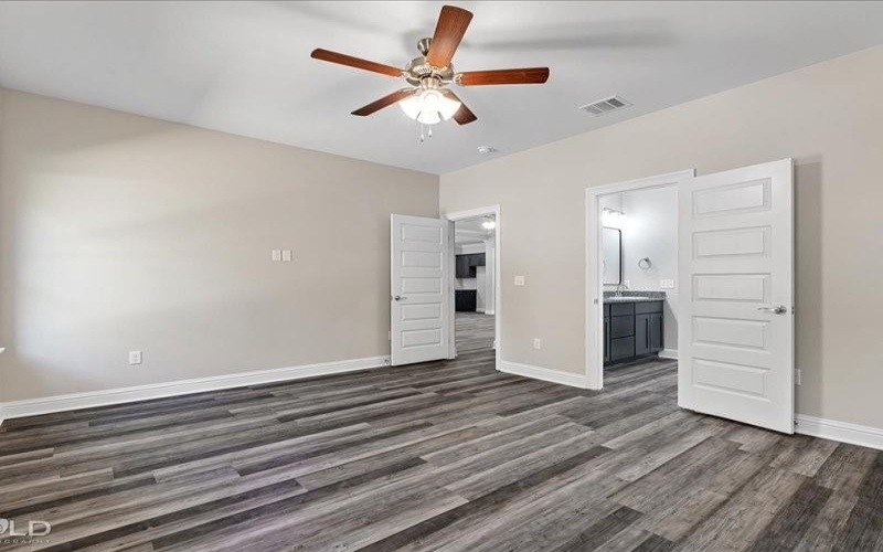 9436 N Pointe Circle, Greenwood, LA 71033, 3 Bedrooms Bedrooms, ,2 BathroomsBathrooms,Residential,For Sale,9436 N Pointe Circle,20765109