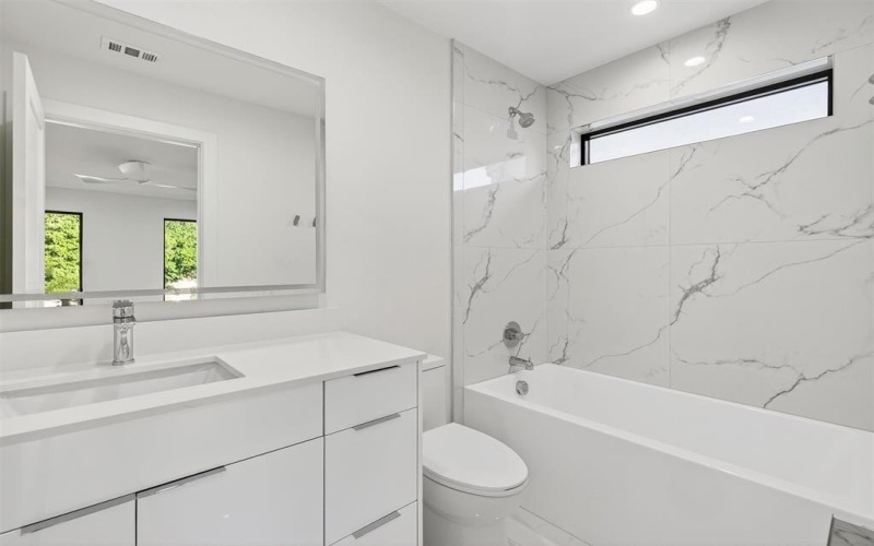 7619 Robin Road, Dallas, TX 75209, 6 Bedrooms Bedrooms, ,6 BathroomsBathrooms,Residential,For Sale,7619 Robin Road,0,20772661