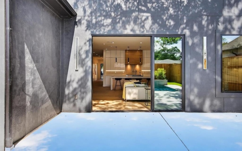 7619 Robin Road, Dallas, TX 75209, 6 Bedrooms Bedrooms, ,6 BathroomsBathrooms,Residential,For Sale,7619 Robin Road,0,20772661