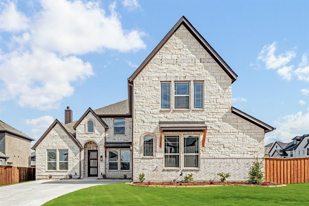1021 Dupont Drive, McKinney, TX 75071, 6 Bedrooms Bedrooms, ,6 BathroomsBathrooms,Residential,For Sale,1021 Dupont Drive,20772775
