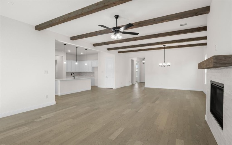 1005 Blue Mist Court, Justin, TX 76247, 4 Habitaciones Habitaciones , ,3 BañosBaños,Residential,En Venta,1005 Blue Mist Court,20780818