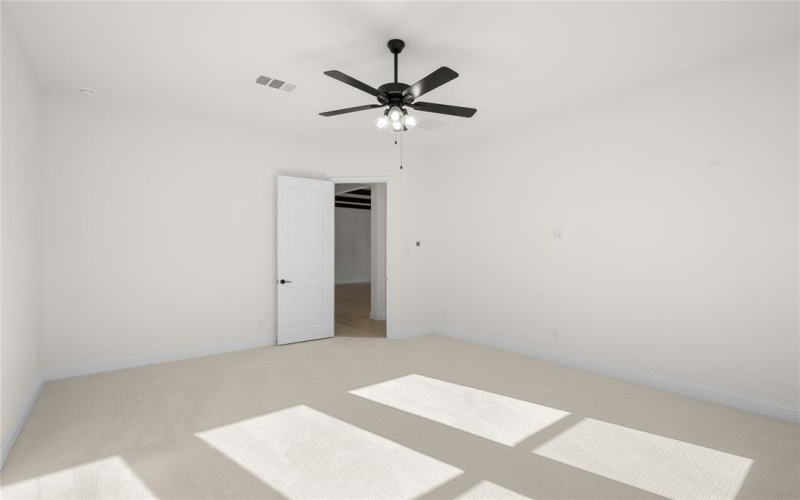 1005 Blue Mist Court, Justin, TX 76247, 4 Habitaciones Habitaciones , ,3 BañosBaños,Residential,En Venta,1005 Blue Mist Court,20780818