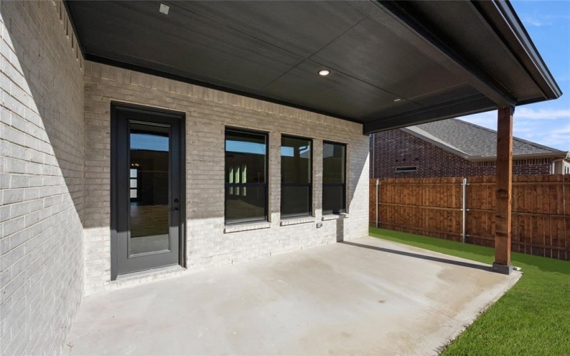 1005 Blue Mist Court, Justin, TX 76247, 4 Habitaciones Habitaciones , ,3 BañosBaños,Residential,En Venta,1005 Blue Mist Court,20780818