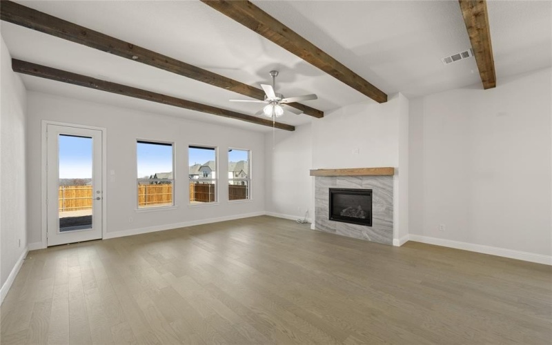 1002 Emerald Trace Drive, Justin, TX 76247, 4 Habitaciones Habitaciones , ,3 BañosBaños,Residential,En Venta,1002 Emerald Trace Drive,20780873