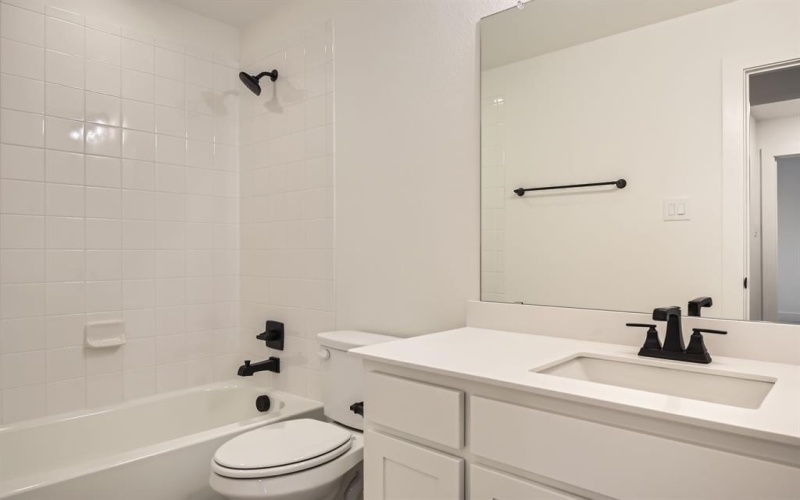 807 Trailing Vine Way, Lavon, TX 75166, 4 Bedrooms Bedrooms, ,3 BathroomsBathrooms,Residential,For Sale,807 Trailing Vine Way,20781252