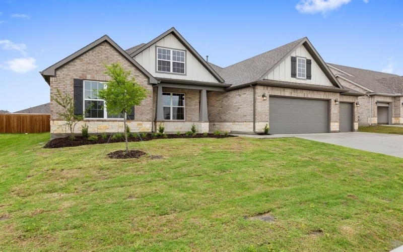 219 Briarwood Drive, Nevada, TX 75173, 4 Bedrooms Bedrooms, ,2 BathroomsBathrooms,Residential,For Sale,219 Briarwood Drive,20775643