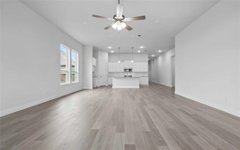 1804 Night Owl Way, Mesquite, TX 75181, 3 Bedrooms Bedrooms, ,2 BathroomsBathrooms,Residential,For Sale,1804 Night Owl Way,20782393