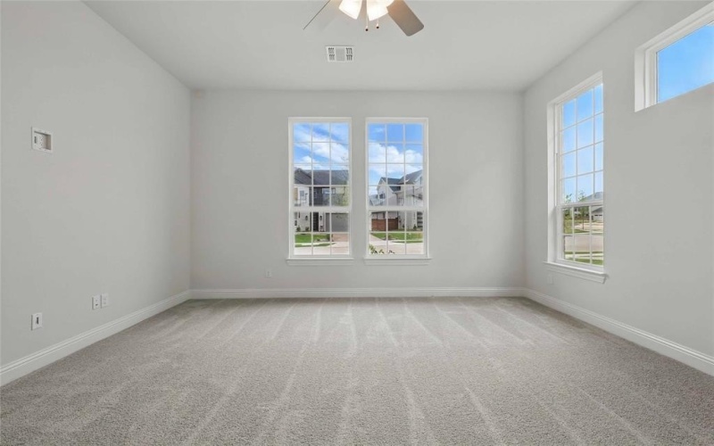 1804 Night Owl Way, Mesquite, TX 75181, 3 Bedrooms Bedrooms, ,2 BathroomsBathrooms,Residential,For Sale,1804 Night Owl Way,20782393