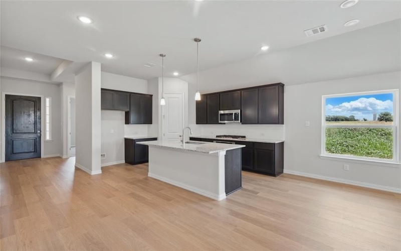 1721 Gateway Lane, Van Alstyne, TX 75495, 4 Habitaciones Habitaciones , ,3 BañosBaños,Residential,En Venta,1721 Gateway Lane,20782426