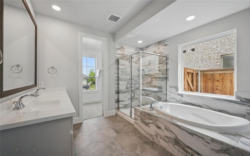 8529 Heard Hill Drive, McKinney, TX 75071, 3 Habitaciones Habitaciones , ,2 BañosBaños,Residential,En Venta,8529 Heard Hill Drive,20782653