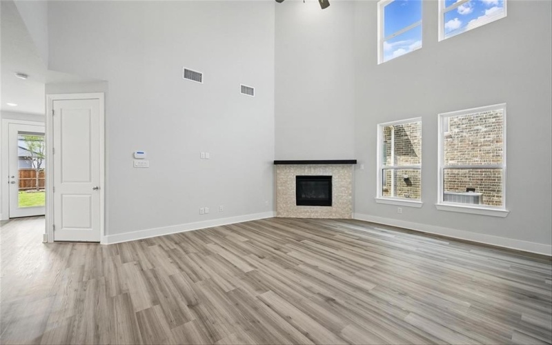 8529 Heard Hill Drive, McKinney, TX 75071, 3 Habitaciones Habitaciones , ,2 BañosBaños,Residential,En Venta,8529 Heard Hill Drive,20782653
