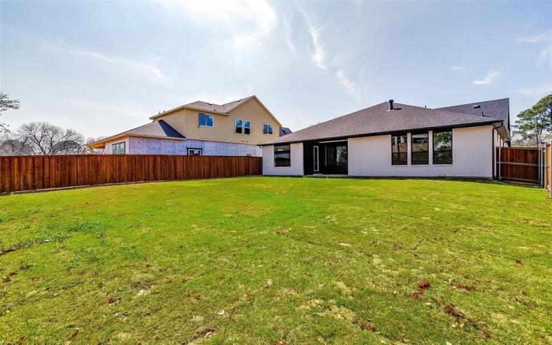 141 Paxton Circle, Arlington, TX 76013, 4 Bedrooms Bedrooms, ,3 BathroomsBathrooms,Residential,For Sale,141 Paxton Circle,20783219