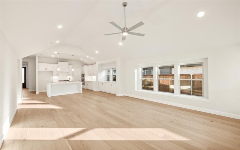 302 Kettlewood Drive, Wylie, TX 75098, 3 Habitaciones Habitaciones , ,2 BañosBaños,Residential,En Venta,302 Kettlewood Drive,20783314