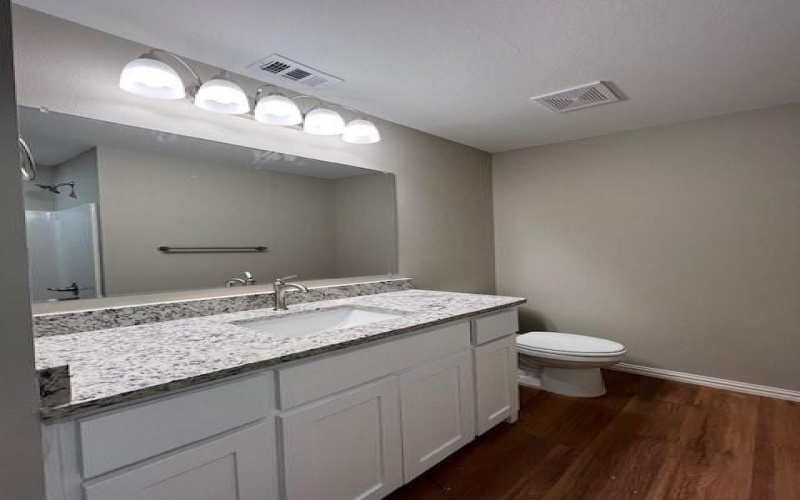 1210 S Travis Avenue, Denison, TX 75021, 3 Habitaciones Habitaciones , ,2 BañosBaños,Residential,En Venta,1210 S Travis Avenue,20783666