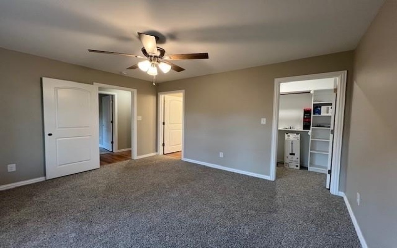 1210 S Travis Avenue, Denison, TX 75021, 3 Habitaciones Habitaciones , ,2 BañosBaños,Residential,En Venta,1210 S Travis Avenue,20783666