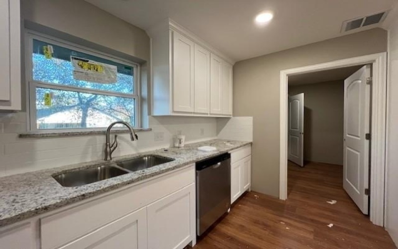 1210 S Travis Avenue, Denison, TX 75021, 3 Habitaciones Habitaciones , ,2 BañosBaños,Residential,En Venta,1210 S Travis Avenue,20783666