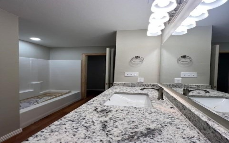 1210 S Travis Avenue, Denison, TX 75021, 3 Habitaciones Habitaciones , ,2 BañosBaños,Residential,En Venta,1210 S Travis Avenue,20783666