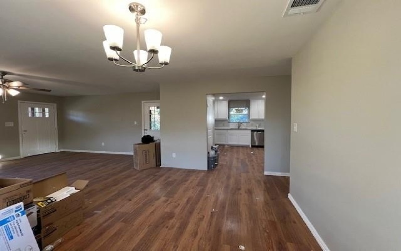 1210 S Travis Avenue, Denison, TX 75021, 3 Habitaciones Habitaciones , ,2 BañosBaños,Residential,En Venta,1210 S Travis Avenue,20783666