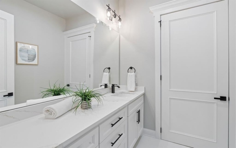 1331 Greycrest Terrace, Midlothian, TX 76065, 4 Bedrooms Bedrooms, ,3 BathroomsBathrooms,Residential,For Sale,1331 Greycrest Terrace,20784385
