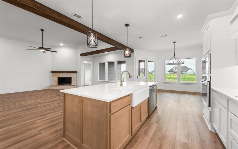 12112 Crystal Drive, Krum, TX 76249, 4 Bedrooms Bedrooms, ,2 BathroomsBathrooms,Residential,For Sale,12112 Crystal Drive,20784960