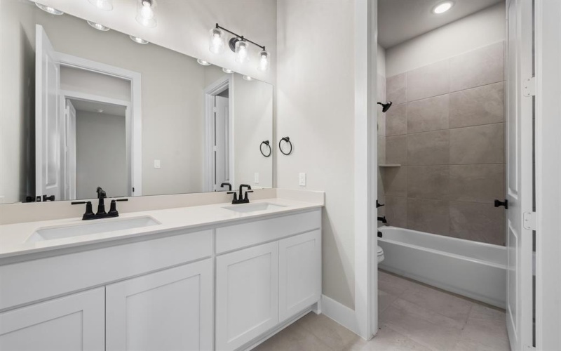 2317 Gypsum Street, Krum, TX 76249, 4 Bedrooms Bedrooms, ,3 BathroomsBathrooms,Residential,For Sale,2317 Gypsum Street,20785045