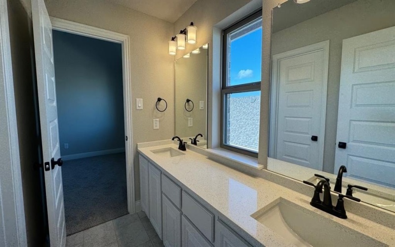 11817 Serval Street, Godley, TX 76044, 5 Bedrooms Bedrooms, ,5 BathroomsBathrooms,Residential,For Sale,11817 Serval Street,20779426