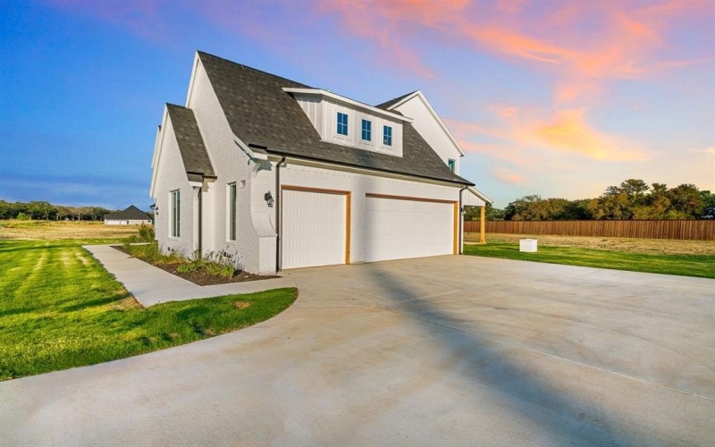 7798 Barber Ranch Road, Fort Worth, TX 76126, 5 Bedrooms Bedrooms, ,3 BathroomsBathrooms,Residential,For Sale,7798 Barber Ranch Road,20773169