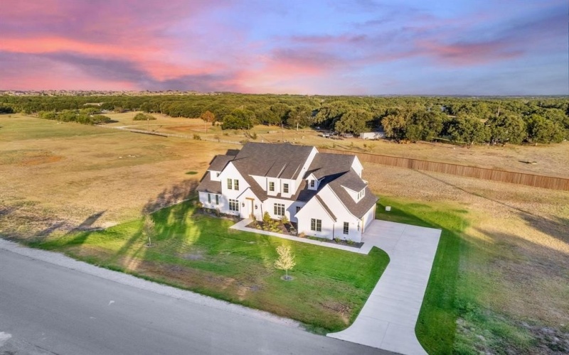 7798 Barber Ranch Road, Fort Worth, TX 76126, 5 Bedrooms Bedrooms, ,3 BathroomsBathrooms,Residential,For Sale,7798 Barber Ranch Road,20773169
