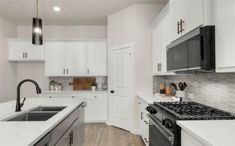 616 Tall Grass Trail, Wylie, TX 75098, 3 Bedrooms Bedrooms, ,2 BathroomsBathrooms,Residential,For Sale,616 Tall Grass Trail,20773259