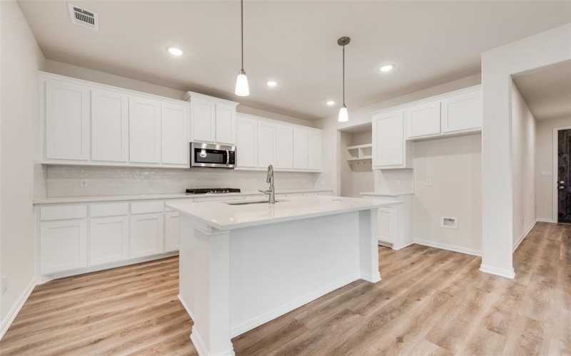 1405 Cedar Trail, Azle, TX 76020, 4 Bedrooms Bedrooms, ,3 BathroomsBathrooms,Residential,For Sale,1405 Cedar Trail,20780101