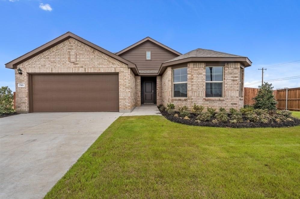723 DURANGO Lane, Cleburne, TX 76033, 4 Habitaciones Habitaciones , ,2 BañosBaños,Residential,En Venta,723 DURANGO Lane,20773683