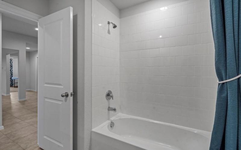 723 DURANGO Lane, Cleburne, TX 76033, 4 Habitaciones Habitaciones , ,2 BañosBaños,Residential,En Venta,723 DURANGO Lane,20773683