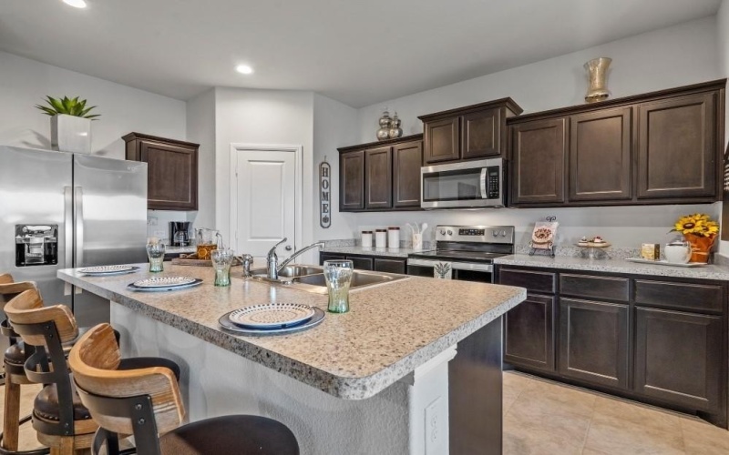 723 DURANGO Lane, Cleburne, TX 76033, 4 Habitaciones Habitaciones , ,2 BañosBaños,Residential,En Venta,723 DURANGO Lane,20773683